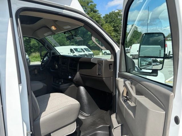 2026 Chevrolet Express 3500 Work Van Cutaway