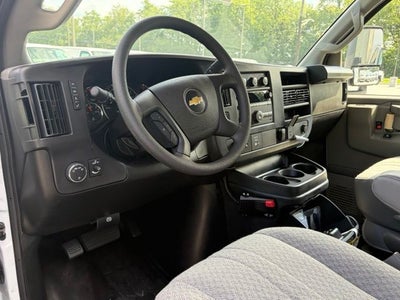 2026 Chevrolet Express 3500 Work Van Cutaway