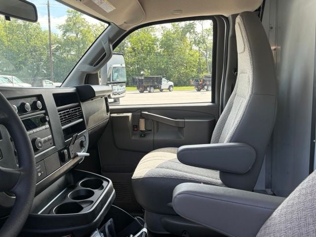 2026 Chevrolet Express 3500 Work Van Cutaway