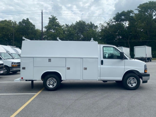 2025 Chevrolet Express 3500 Cutaway Cutaway