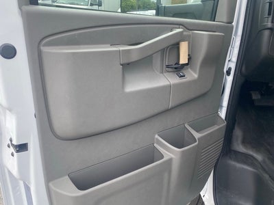 2025 Chevrolet Express 3500 Cutaway Cutaway