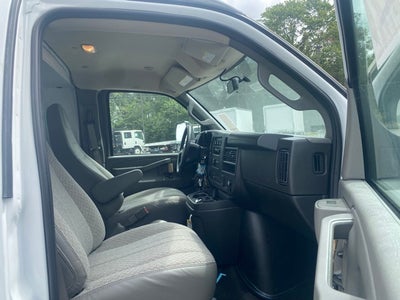 2025 Chevrolet Express 3500 Cutaway Cutaway