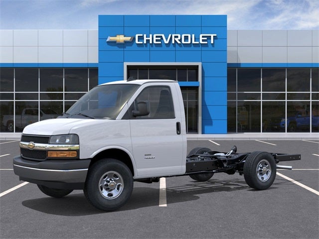 2025 Chevrolet Express 3500 Work Van Cutaway
