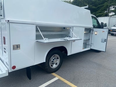 2025 Chevrolet Express 3500 Cutaway Cutaway