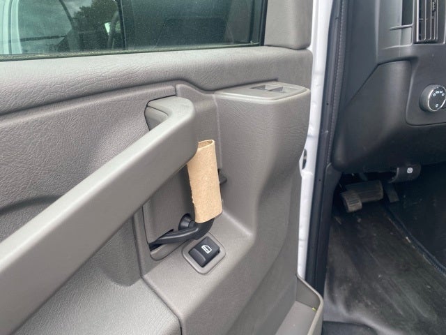 2025 Chevrolet Express 3500 Cutaway Cutaway