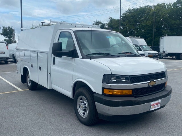 2025 Chevrolet Express 3500 Cutaway Cutaway