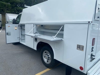 2025 Chevrolet Express 3500 Cutaway Cutaway