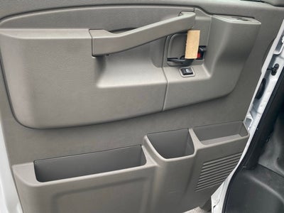 2025 Chevrolet Express 3500 Cutaway Cutaway