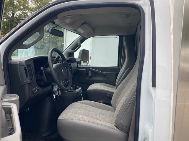 2025 Chevrolet Express 3500 Cutaway Cutaway