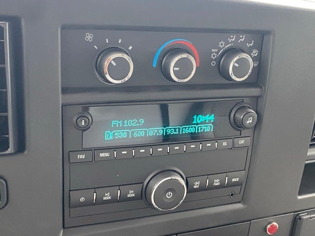 2025 Chevrolet Express 3500 Cutaway Cutaway