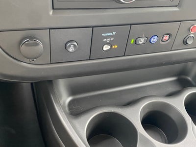 2025 Chevrolet Express 3500 Cutaway Cutaway