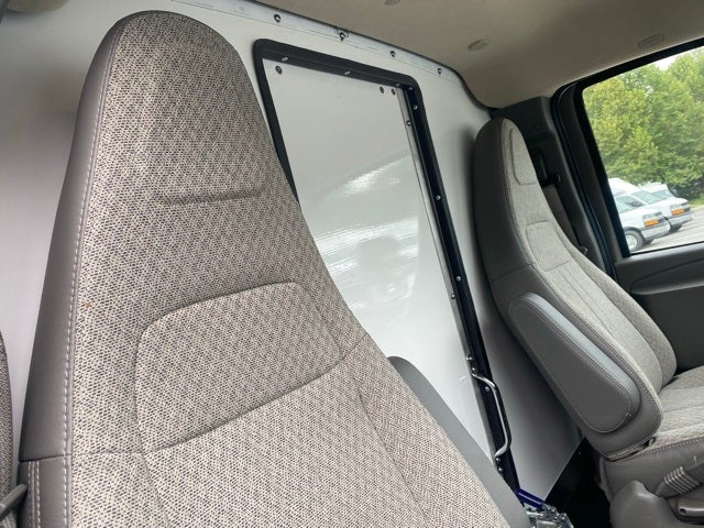 2025 Chevrolet Express 3500 Cutaway Cutaway