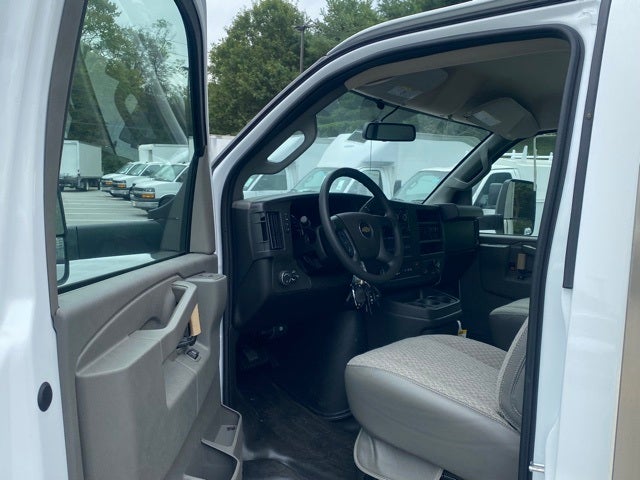 2025 Chevrolet Express 3500 Cutaway Cutaway