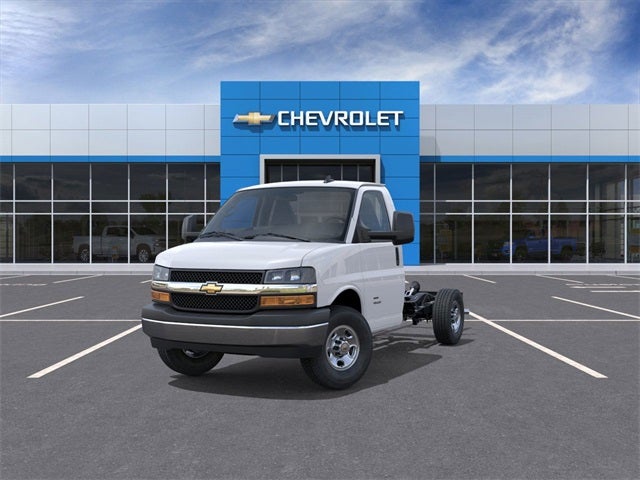 2026 Chevrolet Express 3500 Work Van Cutaway