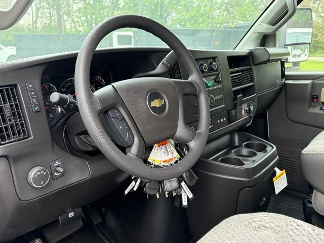 2026 Chevrolet Express 3500 Work Van Cutaway
