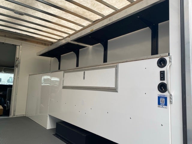 2025 Chevrolet Express 3500 Cutaway Cutaway