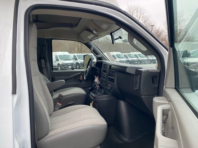 2025 Chevrolet Express 3500 Cutaway Cutaway