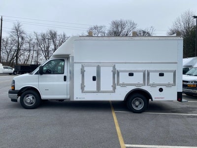 2025 Chevrolet Express 3500 Cutaway Cutaway
