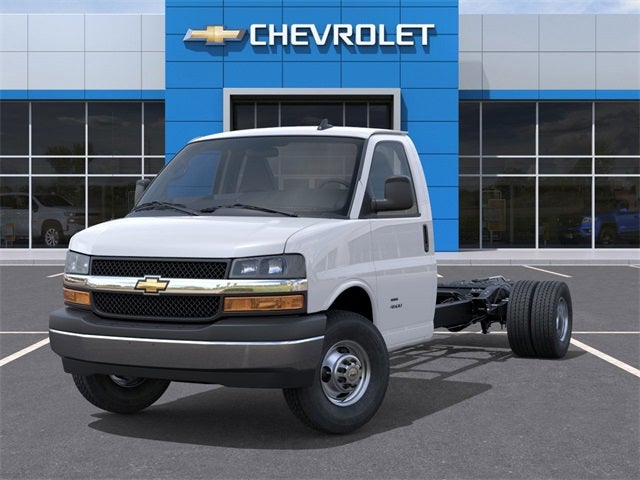 2026 Chevrolet Express Cutaway 4500 Series