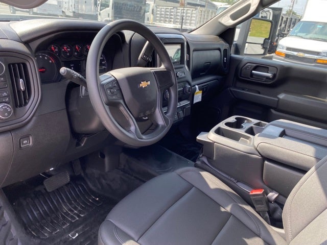 2025 Chevrolet Silverado 3500HD Work Truck w/upfit