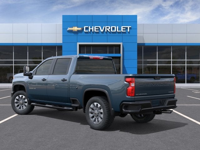 2026 Chevrolet Silverado 2500HD Custom