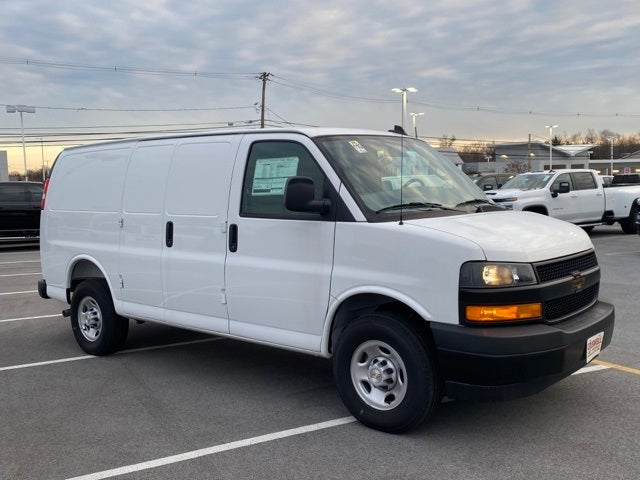 2025 Chevrolet Express 2500 Work Van Cargo