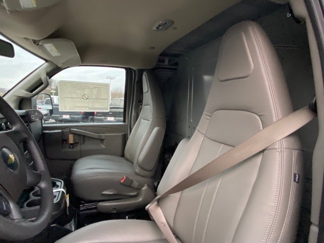 2025 Chevrolet Express 2500 Work Van Cargo