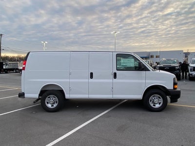 2025 Chevrolet Express 2500 Work Van Cargo