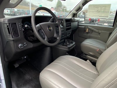 2025 Chevrolet Express 2500 Work Van Cargo