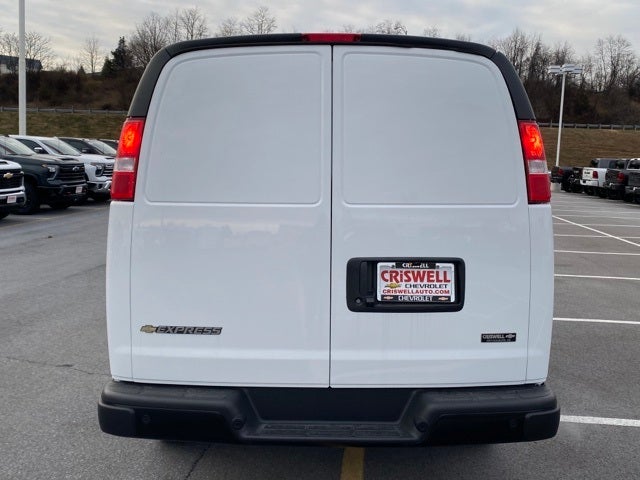 2025 Chevrolet Express 2500 Work Van Cargo