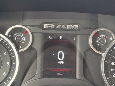 2027 RAM Ram 1500 RAM 1500 TRADESMAN QUAD CAB 4X4 6'4' BOX