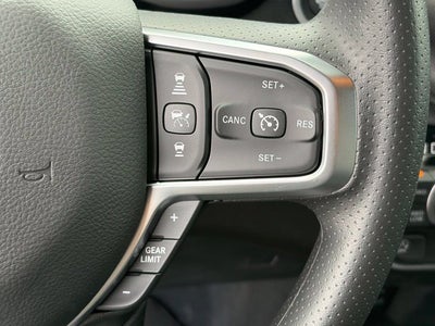 2027 RAM Ram 1500 RAM 1500 TRADESMAN QUAD CAB 4X4 6'4' BOX