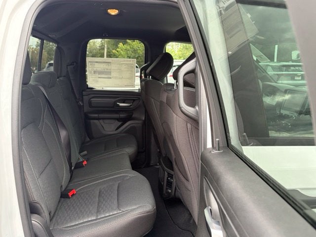 2027 RAM Ram 1500 RAM 1500 TRADESMAN QUAD CAB 4X4 6'4' BOX