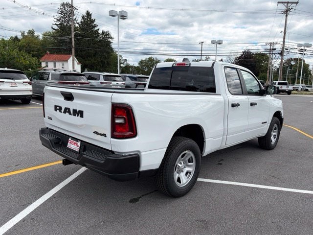 2027 RAM Ram 1500 RAM 1500 TRADESMAN QUAD CAB 4X4 6'4' BOX