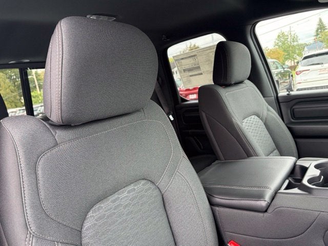 2027 RAM Ram 1500 RAM 1500 TRADESMAN QUAD CAB 4X4 6'4' BOX