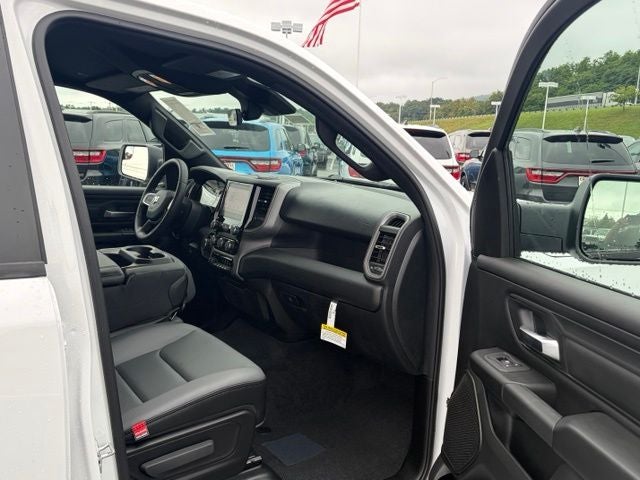 2026 RAM 1500 RAM 1500 TRADESMAN QUAD CAB 4X2 6'4' BOX