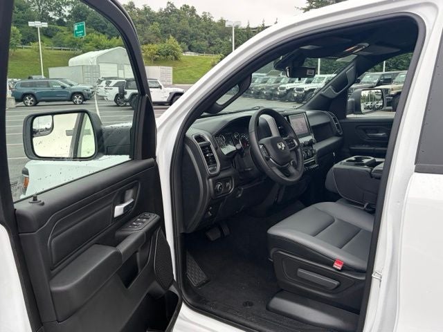2026 RAM 1500 RAM 1500 TRADESMAN QUAD CAB 4X2 6'4' BOX