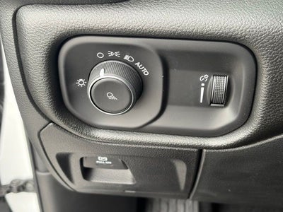 2026 RAM 1500 RAM 1500 TRADESMAN QUAD CAB 4X2 6'4' BOX