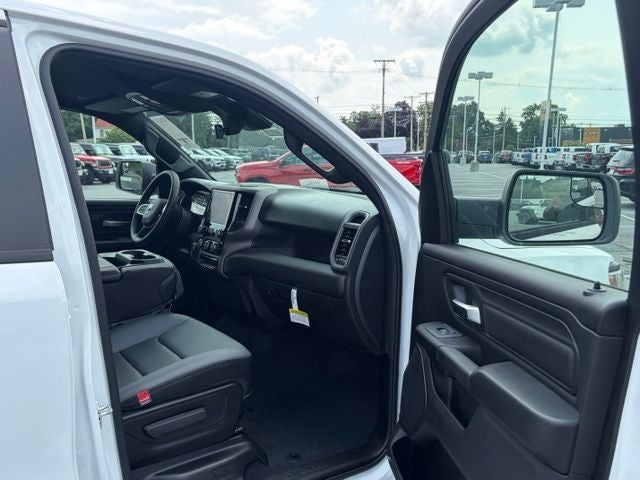 2026 RAM 1500 RAM 1500 TRADESMAN QUAD CAB 4X2 6'4' BOX