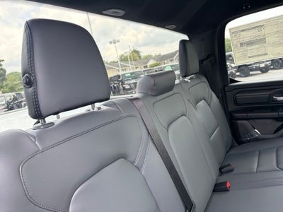 2026 RAM 1500 RAM 1500 TRADESMAN QUAD CAB 4X2 6'4' BOX