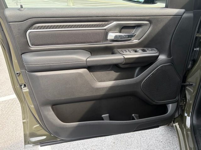 2027 RAM Ram 1500 RAM 1500 BIG HORN CREW CAB 4X4 5'7' BOX