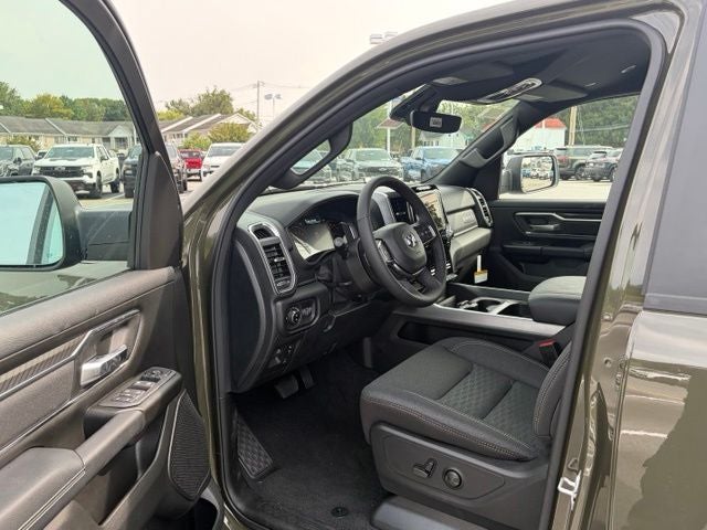 2027 RAM Ram 1500 RAM 1500 BIG HORN CREW CAB 4X4 5'7' BOX