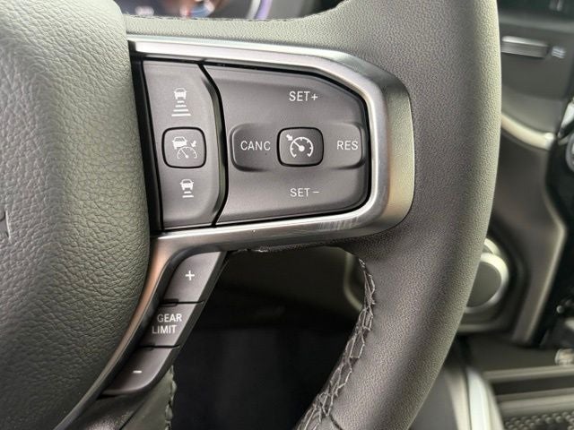 2027 RAM Ram 1500 RAM 1500 BIG HORN CREW CAB 4X4 5'7' BOX