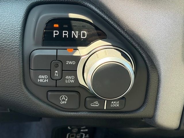 2026 RAM Ram 1500 RAM 1500 WARLOCK CREW CAB 4X4 5'7' BOX