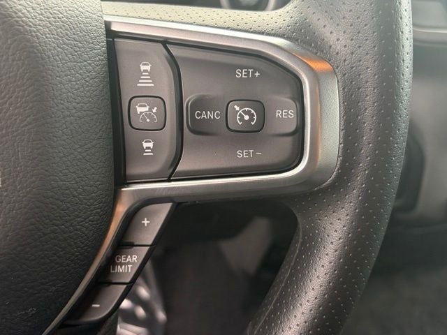 2026 RAM Ram 1500 RAM 1500 TRADESMAN CREW CAB 4X4 5'7' BOX