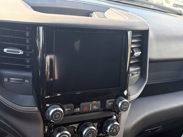 2027 RAM Ram 1500 RAM 1500 EXPRESS CREW CAB 4X4 5'7' BOX