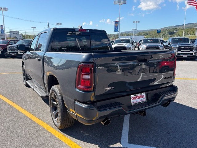 2027 RAM Ram 1500 RAM 1500 EXPRESS CREW CAB 4X4 5'7' BOX