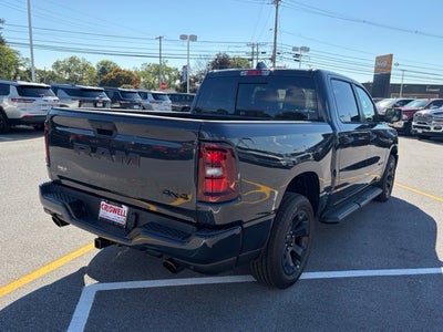 2027 RAM Ram 1500 RAM 1500 EXPRESS CREW CAB 4X4 5'7' BOX