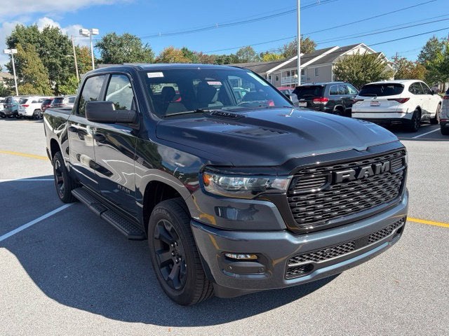 2027 RAM Ram 1500 RAM 1500 EXPRESS CREW CAB 4X4 5'7' BOX