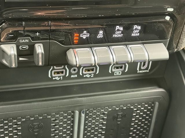 2026 RAM Ram 1500 RAM 1500 LIMITED LONGHORN CREW CAB 4X4 5'7' BOX